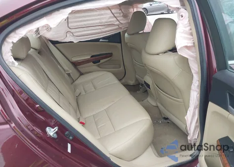 2011 Honda Accord 2.4 Ex-L z USA, uszkodzony, nr VIN 1HGCP2F8XBA009322